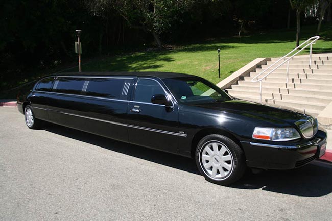 lincoln_limo