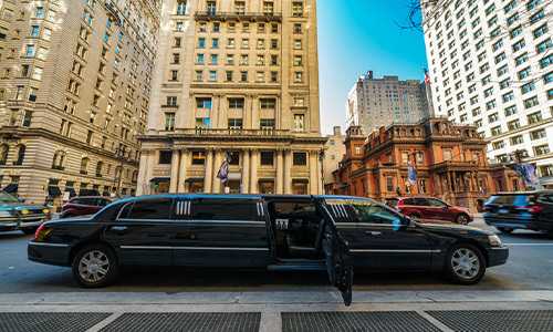 Benefits Of Hiring Limos For Special Occasions In Miami FL