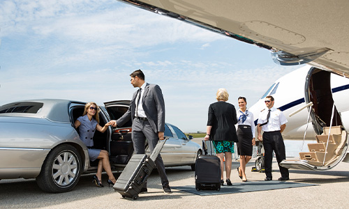 How To Book An Airport Limo In Advance in Miami FL?