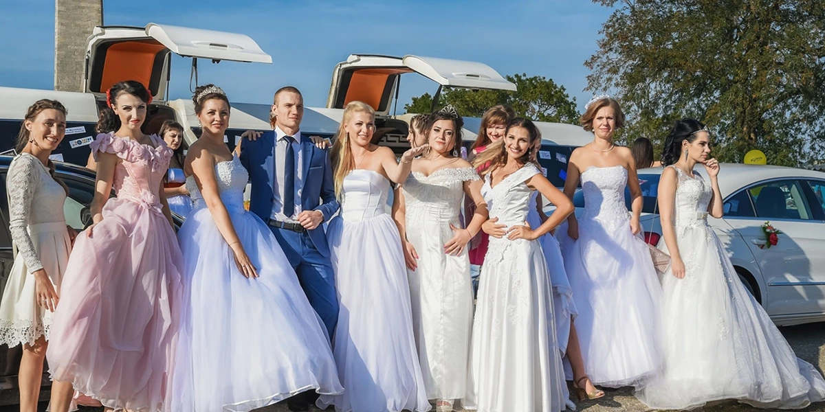 Party Bus Rental For Weddings In West Palm Beach FL - i love miami limos
